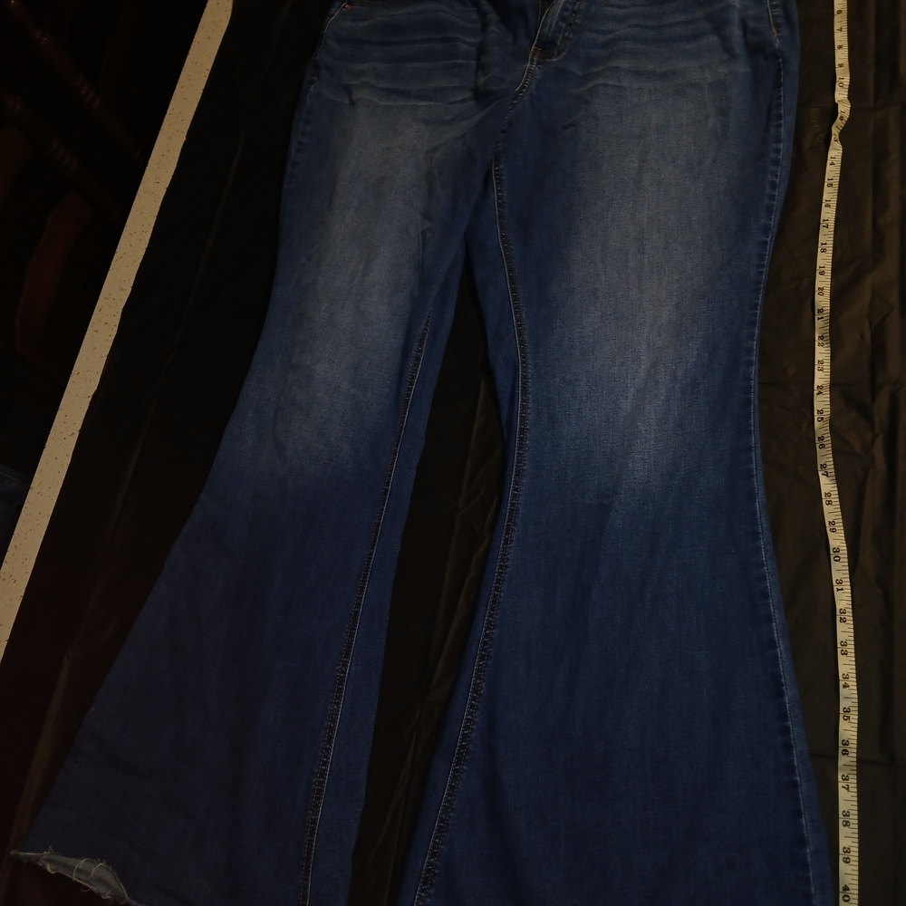 High-Rise Wide-Leg Blue Flare Jeans